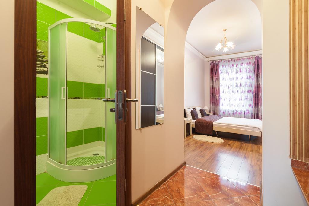 Near Opera Apartment Львов Экстерьер фото