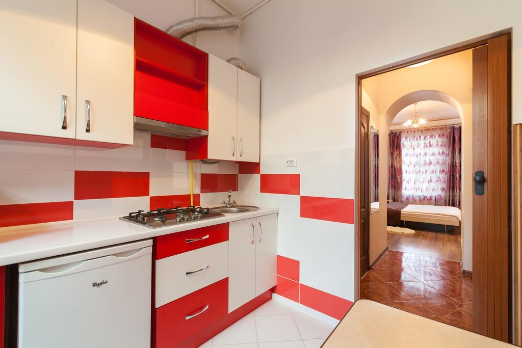Near Opera Apartment Львов Экстерьер фото